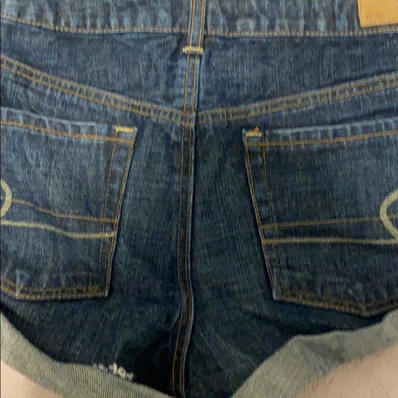 American Eagle High Waisted Short - Picture 4 of 4